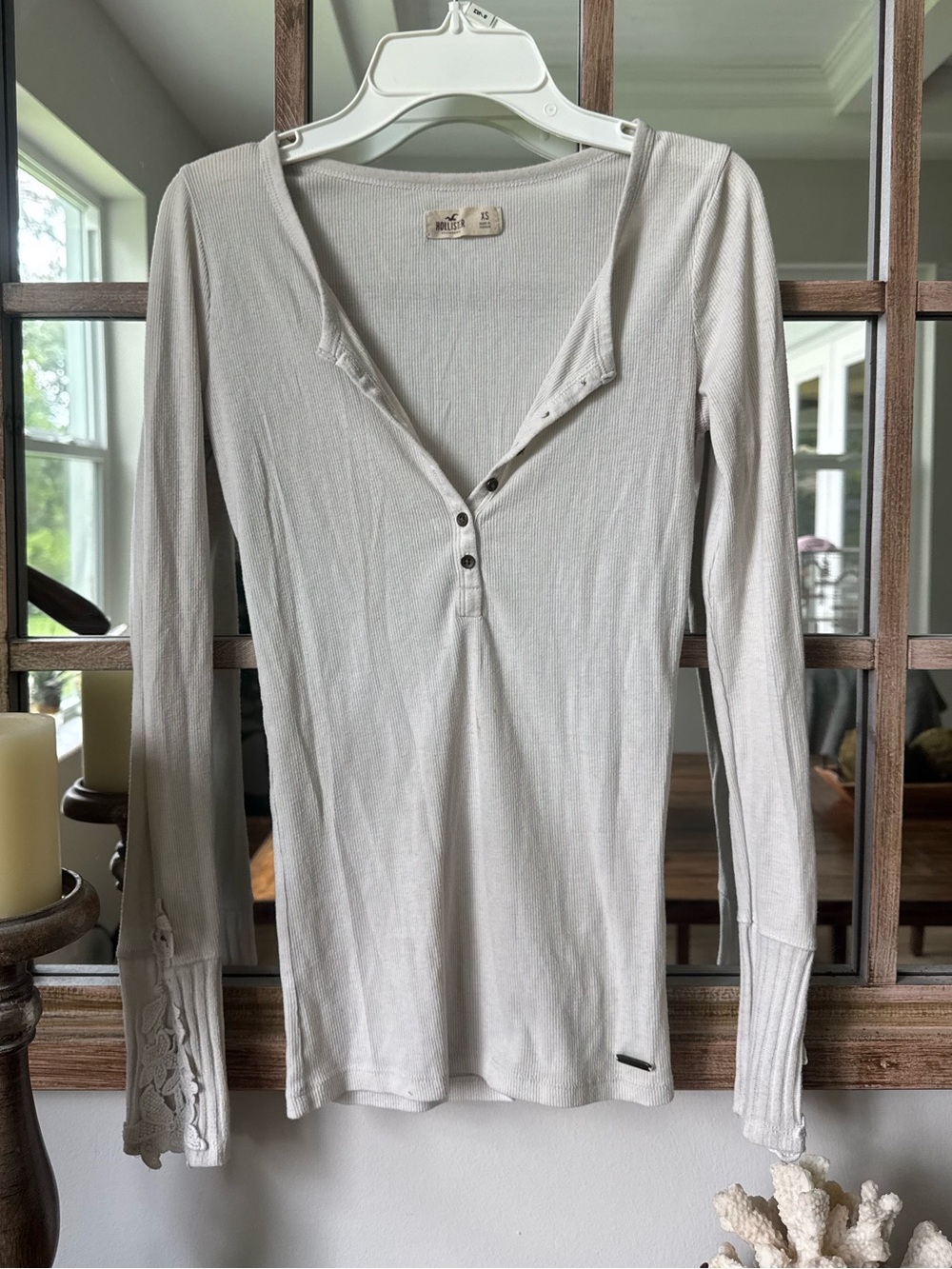 Hollister White Long-Sleeve Henley Top